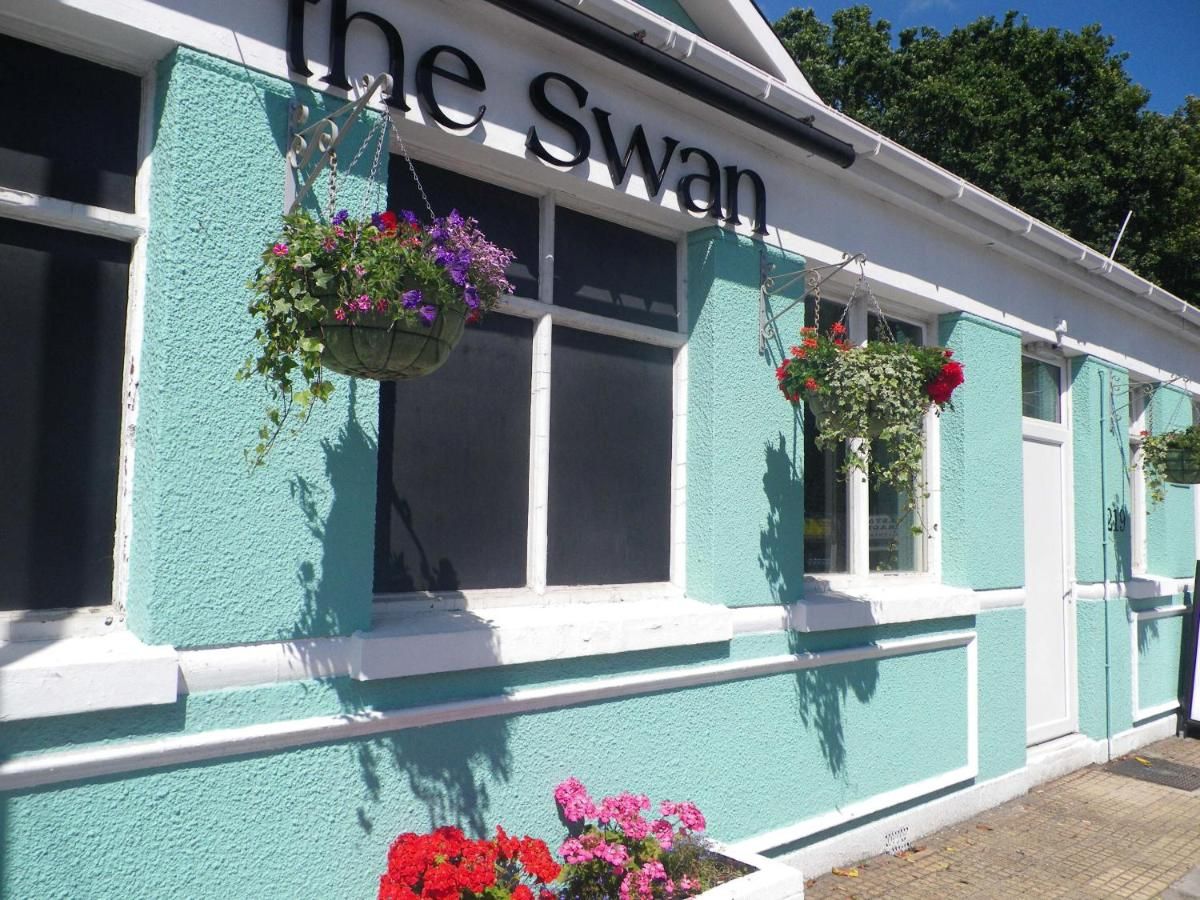 The Swan Inn thumbnail 2