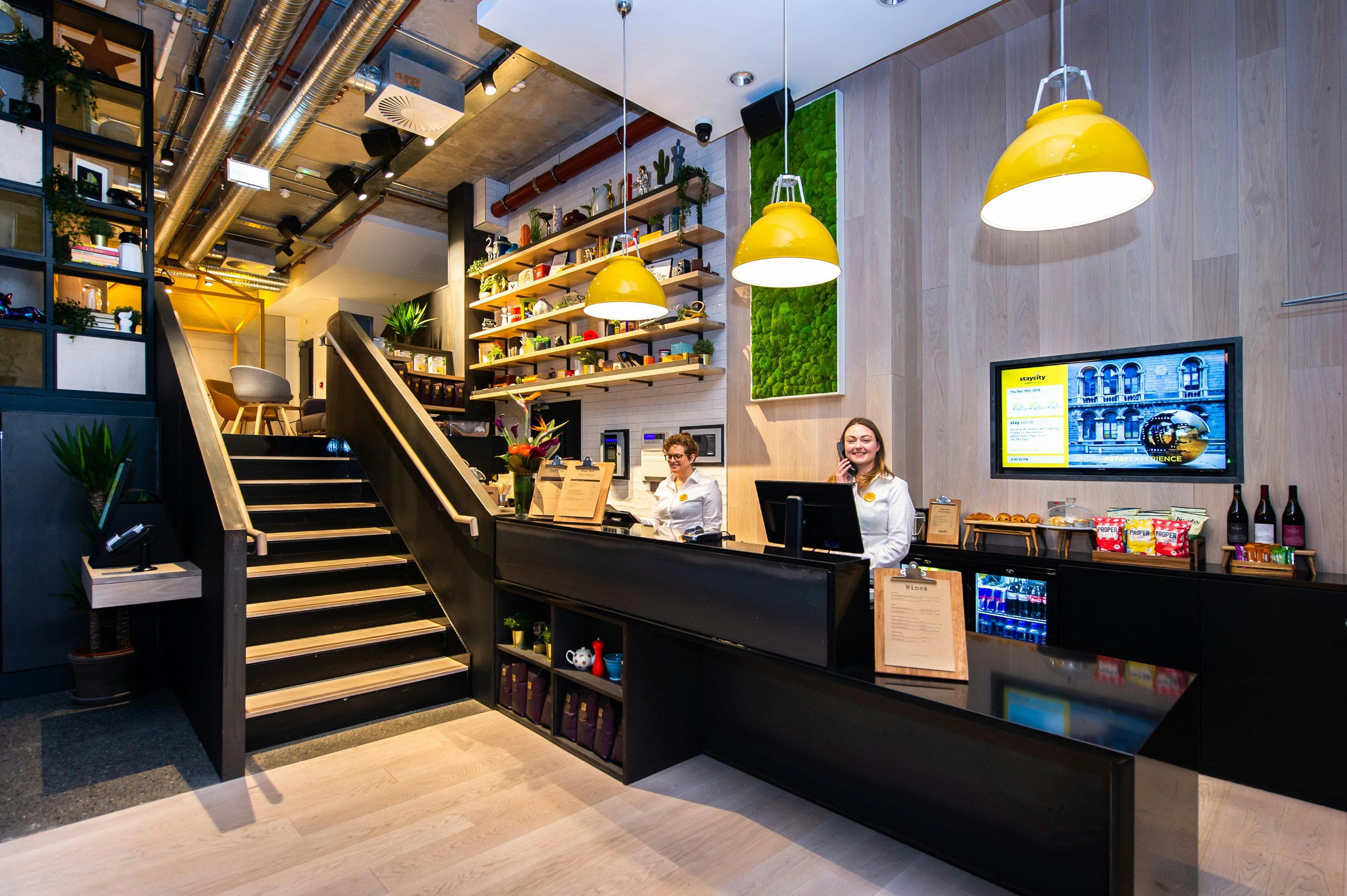 Staycity Aparthotels Dublin Castle - Dublin - Bar