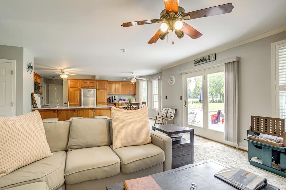 Waterfront Home w/ Hot Tub in Bozman Village! - Saint Michaels - Soggiorno