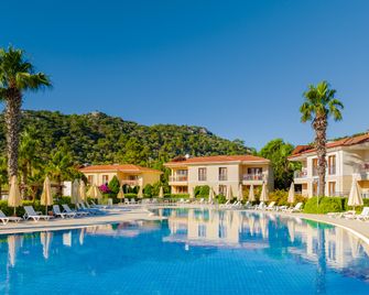 The One Club Hotel - Sarigerme - Piscina