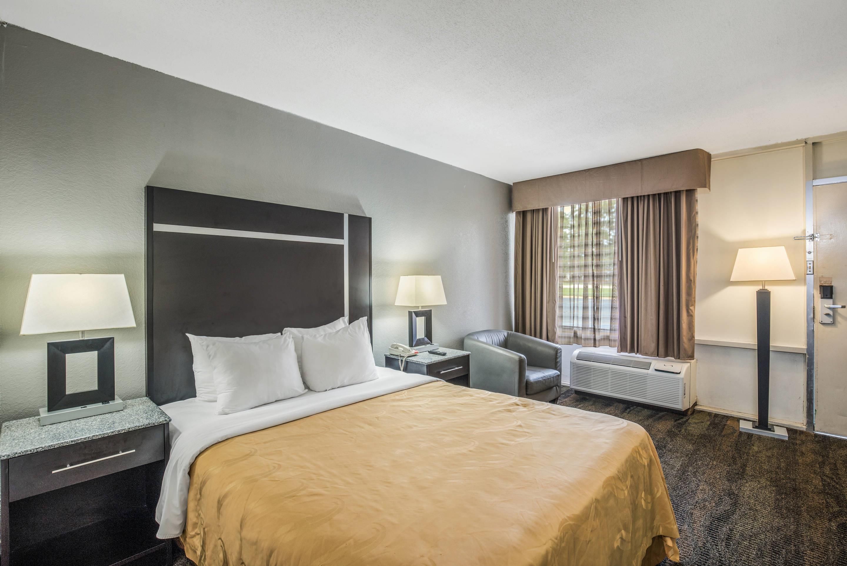 Quality Inn & Suites Conference Center - Thomasville - Habitación