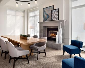 Hilton Garden Inn Fort Wayne - פורט ווין - לובי