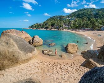 Coral Cliff Beach Resort Samui - Sha Plus - Ko Samui - Playa