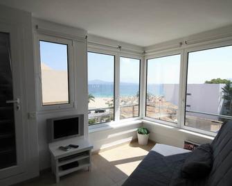 Apartment with terrace and jacuzzi in Puerto de Pollença, 120 m² - Puerto de Pollensa - Sala de estar