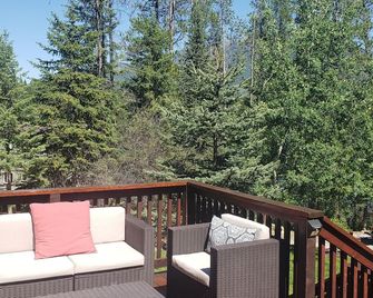 2BR, 1B, Sleeps 4, Lakeview and Lake access in West Glacier - West Glacier - Balcón