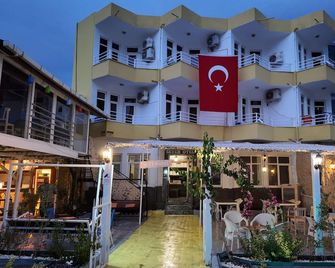 Finike Sever Otel - Finike