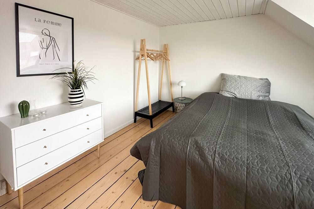 Modern apartment for 6 in city center – Aalborg