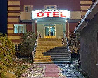 Grand Aral Otel - Aksaray - Building