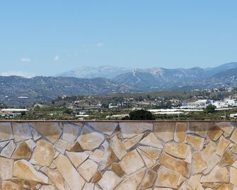 Hotel Toboso Chaparil - Nerja - Outdoor view