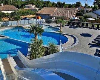 Hotelocamping Bassin D'arcachon - Arès - Pool