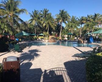 Naples 2bd/2ba Lely Resorts - Naples - Pool