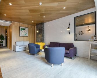 R7 Hotel - Kaohsiung City - Lounge