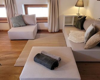 Housemuhlbach, Wellness Aqa Spa - Sappada - Soggiorno