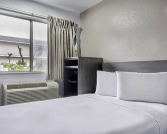 Motel 6 Austin North - Austin - Habitación