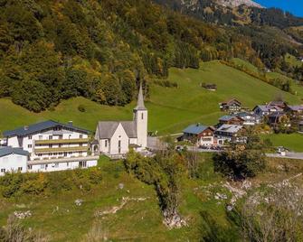 Hotel Gasthof Kreuz - Sonntag - Будівля