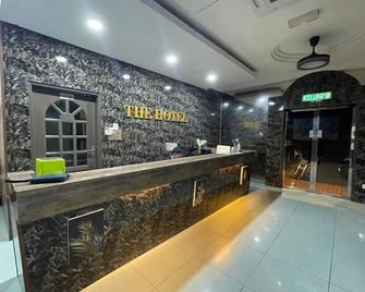 The Hotel - Sandakan - Recepce