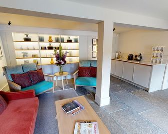 Abbey Strand Apartments, at Holyrood - Edimburgo - Sala de estar