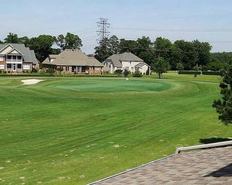 Stunning Townhouse on the 16th Hole. - Suffolk - Golf course