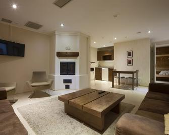 Comfort Guesthouse - Pietarsaari - Вітальня