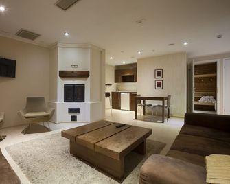 Comfort Guesthouse - Pietarsaari - Вітальня