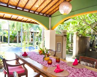 Pazzo Bali Bungalows - Abang - Restaurant