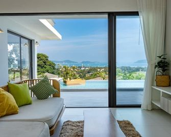 The Salin Seaview Villa - Panwa - Lobby