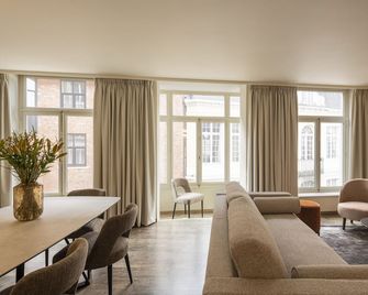 Dukes' Apartments Grand Place - by Dukes' Hotel Collection - Brugia - Pokój dzienny