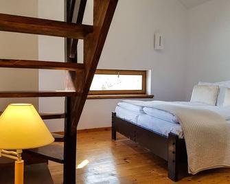 Holiday in the forest with beautiful view of the city of Sarajevo - Sarajevo - Sovrum