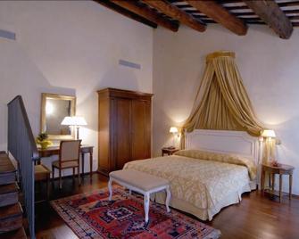 Villa Marcello Marinelli - Cison di Valmarino - Спальня