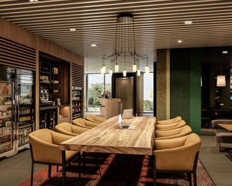 Residence Inn by Marriott Trabzon - Trabzon - Salónek