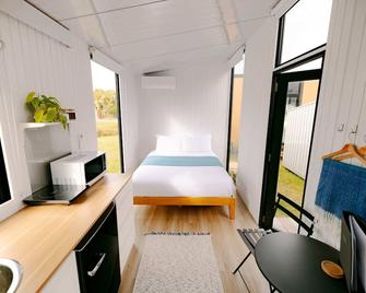 Rimu View 1 by Tiny Away - Hokitika - Bedroom