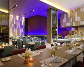 Novotel Makassar Grand Shayla - Makasar - Restauracja