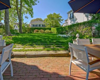 West Wing of Captain Morse House Waterfront, Town - Edgartown - Patio