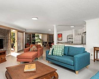 Beachhaven 2 @ Clarkes Beach - Byron Bay - Stue