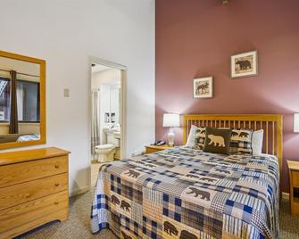 Cedarbrook Deluxe Two Bedroom Suite with outdoor heated pool 20708 - Killington - Bedroom