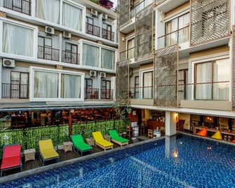 Horison Ultima Seminyak Bali - Chse Certified - Kuta - Kolam