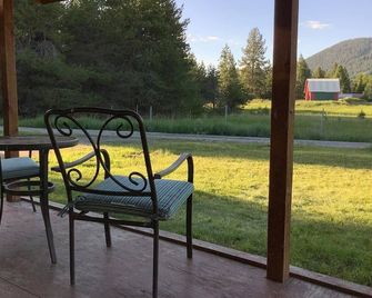 The Breezy House - Bonners Ferry - Balkón