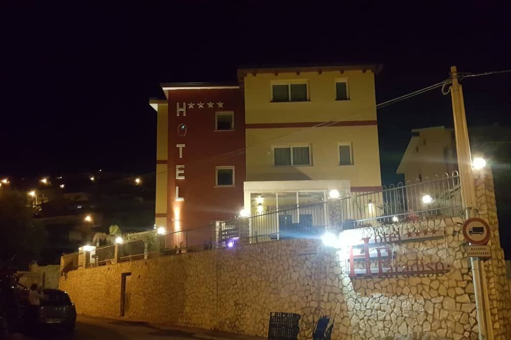 Hotel Paradiso - Falerna - Building