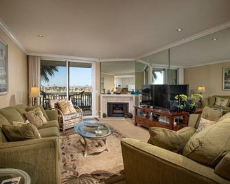 Beautiful Ocean and Harbor Views! - Oceanside - Stue