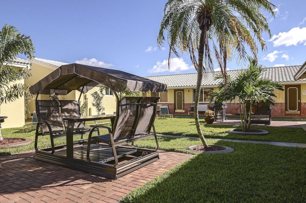 Shell Motel Hollywood - הוליווד - פטיו