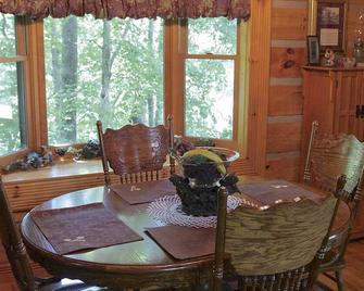 Cabin on the Hill family friendly - Russell Springs - Comedor