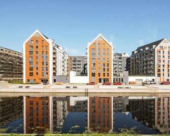 Aura - Riverside & Parking by Downtown Apartments - Gdańsk - Budynek