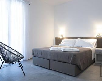 Du Lac Aparments - Desenzano del Garda - Chambre