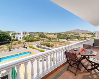 Kiotari Bliss Villa - Kiotari - Balkón