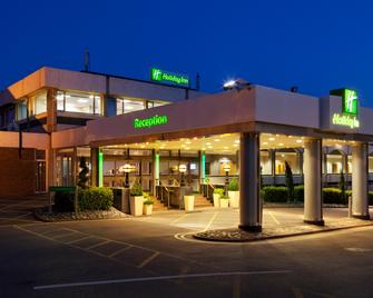 Holiday Inn Maidenhead/Windsor - Maidenhead - Building