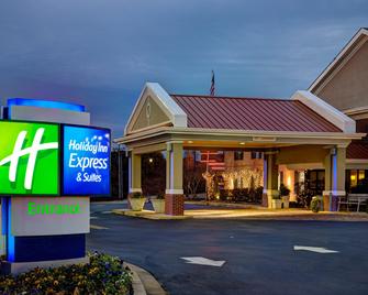 Holiday Inn Express Hotel & Suites Corinth - Corinth - Building