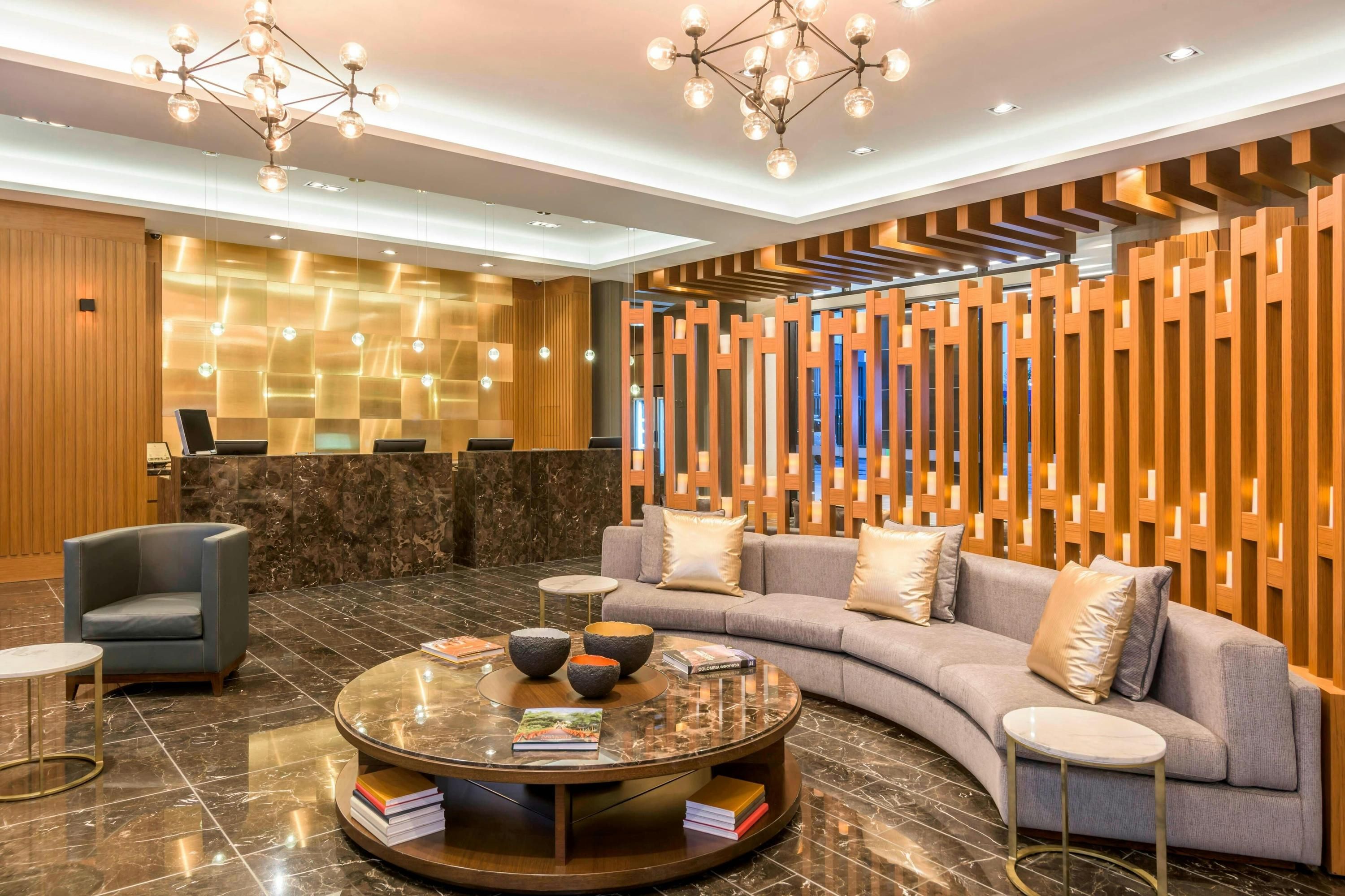Courtyard by Marriott Bogota Airport - Bogota - Lounge