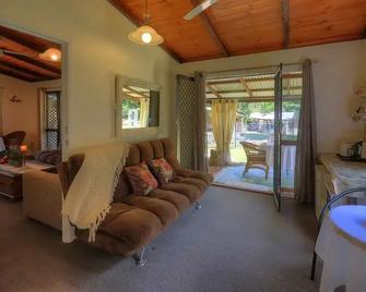 Rondayvoo Bed & Breakfast - Kuranda