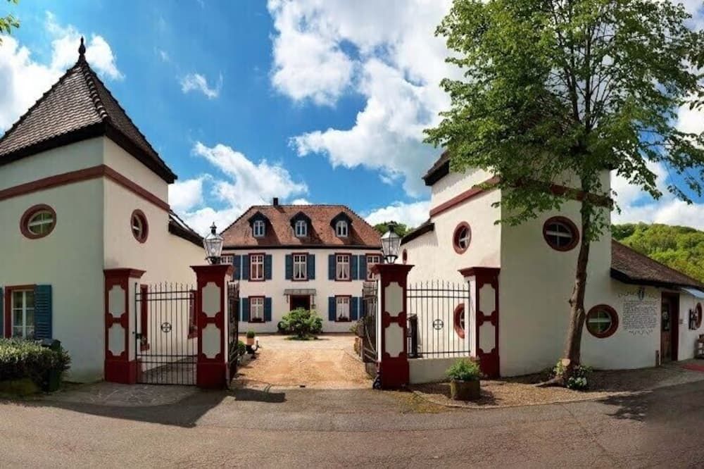 Hotel Restaurant Annahof - Blieskastel - Gebäude