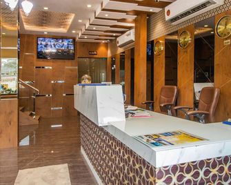 Hotel Hometown Near Us Embassy Bkc - Mumbai - Receção